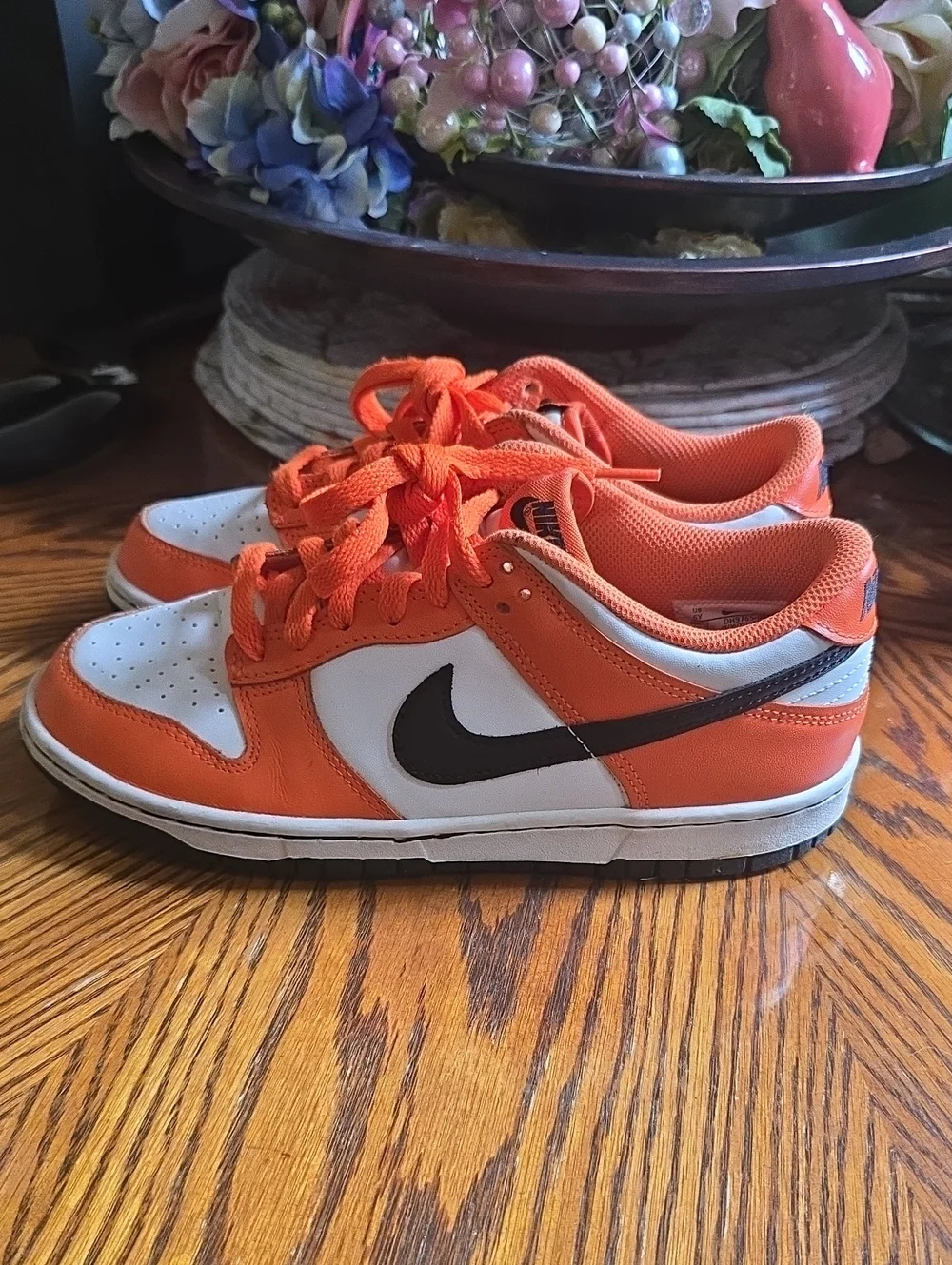 Nike tennis shoes